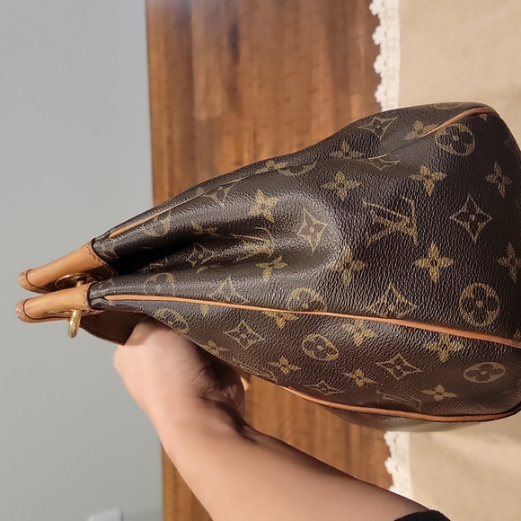 Authentic Louis Vuitton Gallirea PM bag🤩 - Picture 3 of 15